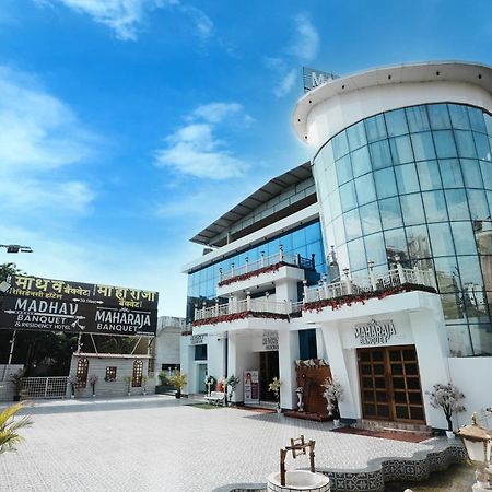 Madhav Residency Hotel & Banquet, Kalyan, Mumbai Extérieur photo