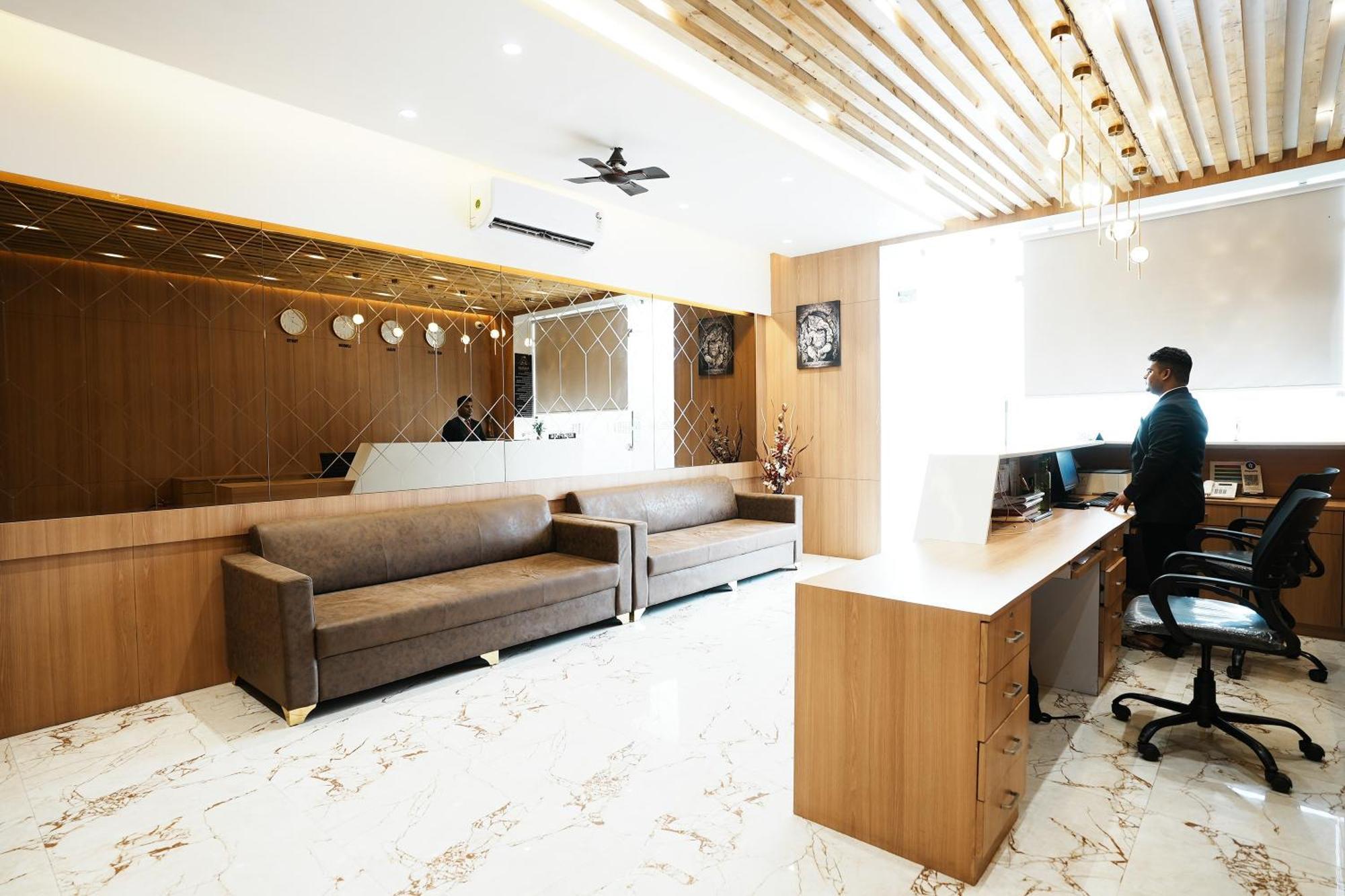 Madhav Residency Hotel & Banquet, Kalyan, Mumbai Extérieur photo